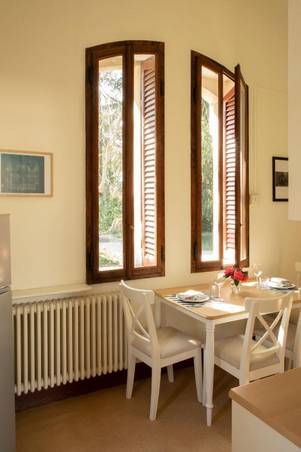 Villino Liberty Apartment Чернобио Екстериор снимка